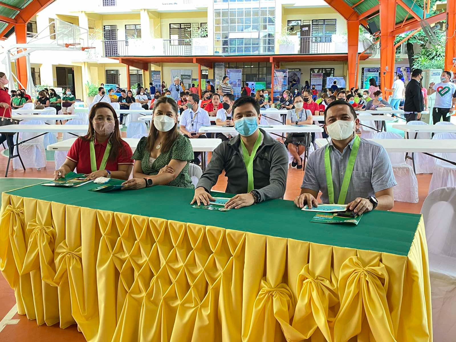 SDO-Mandaluyong City's Learning Continuity and Recovery Plan (LCRP) at LOGGED IN + Blended Version 3.0 at Gallery Walk na ginanap sa Isaac Lopez Integrated School (ILIS).